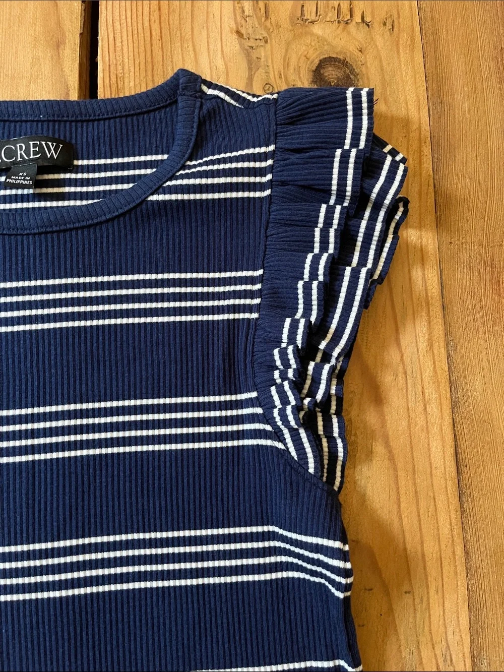 J CREW XS Navy Vintage Rib Ruffle-Sleeve Shirt in Stripe